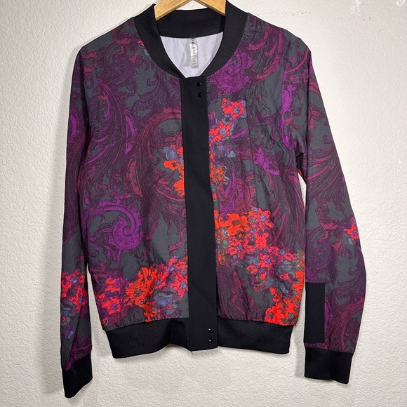 Fabletics Floral Patterned Women's Jacket Medium - Picture 1 of 8